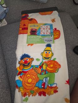 Sesame Street Halloween 🎃 Toddler Blanket
