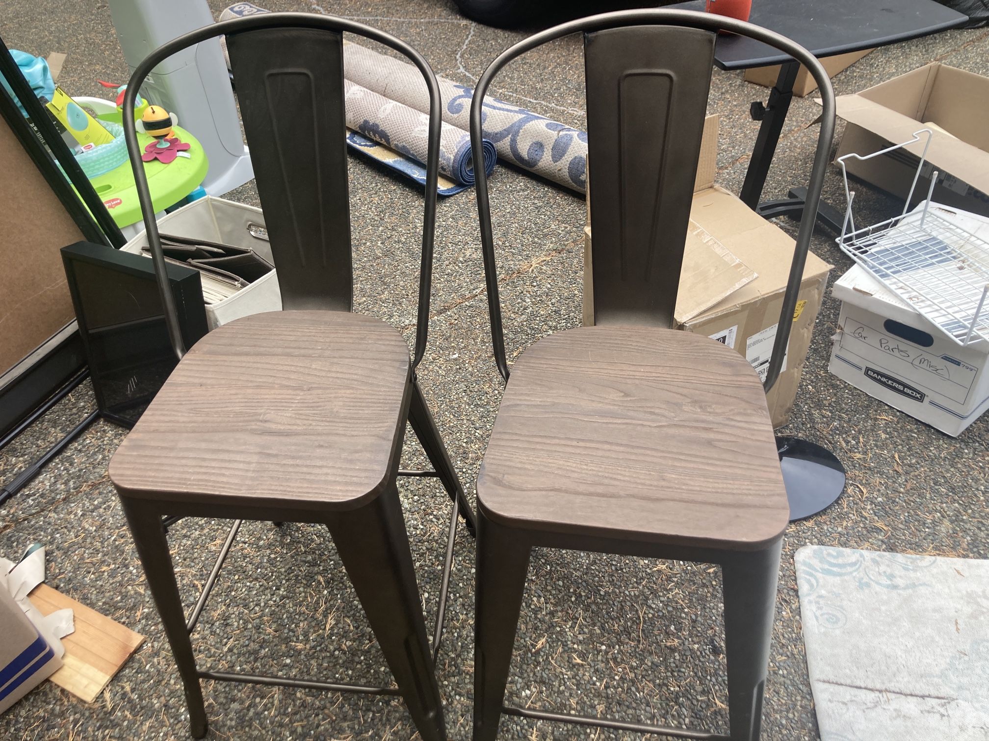 2 Bar Stools