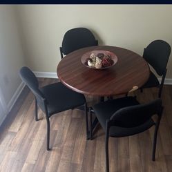 Dining Room table with 4 chairs