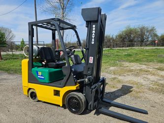 2009 Komatsu Forklift 3500 Lbs