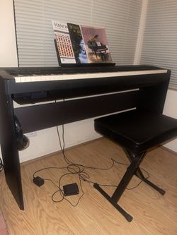Yamaha Digital Piano with pedal
