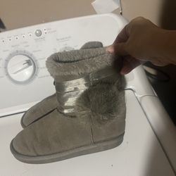 Girls Grey Boots 