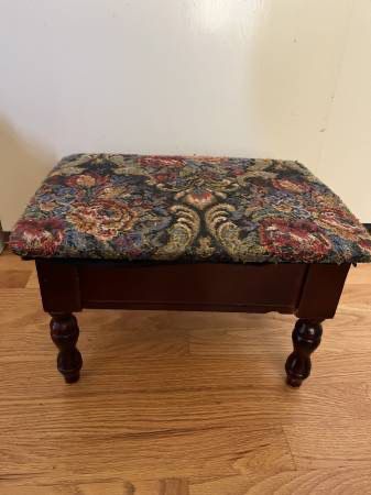 Storage Ottoman Wooden Foot Stool Tapestry Hinged Lid Sewing Box