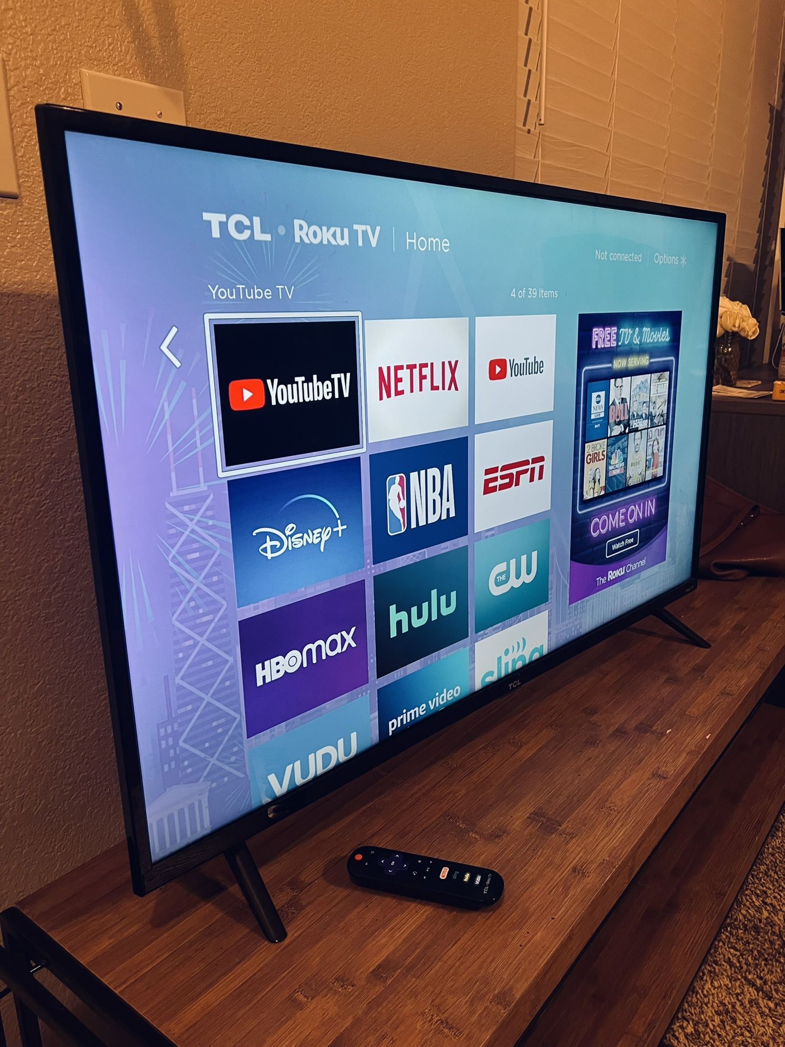 TCL 55” Dolby Vision Smart TV UHD HDR 4k