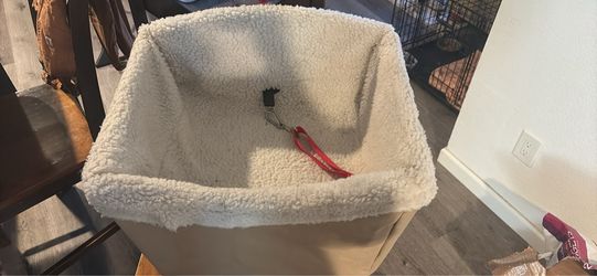 Dog car seat