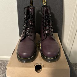 Dr. Martin Boots - Purple - NEW!