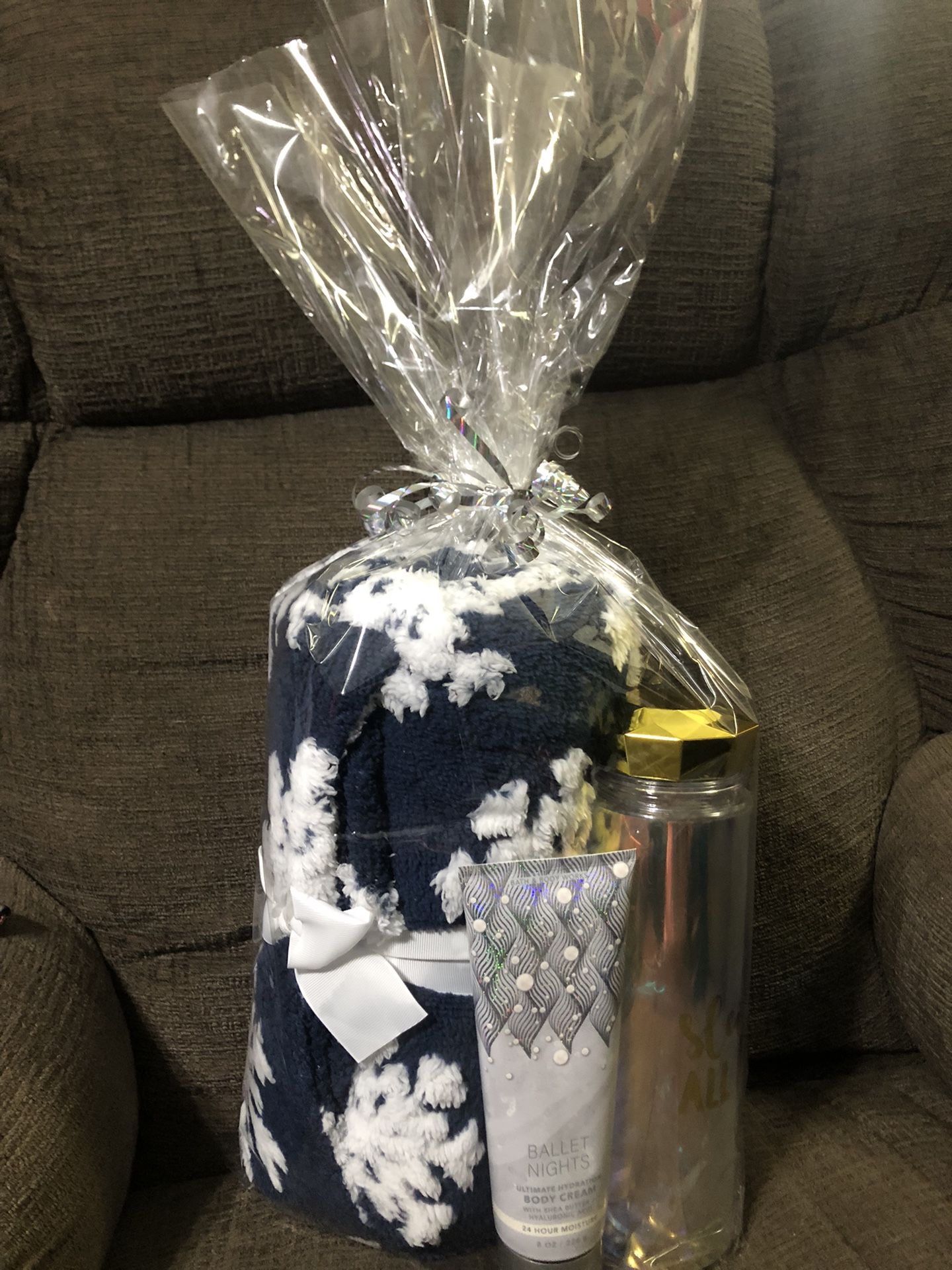 LADIES HOLIDAY GIFT SET