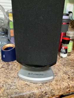 Poloroid tower bluetooth speaker