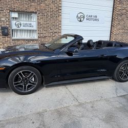 2022 Ford Mustang Premium