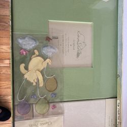 Winnie the Pooh scrapbook gift set