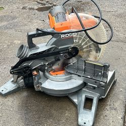 RIGID 10in R4112 Miter Saw