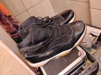 Air Jordan 11 Retro "Space Jam" size 12 men