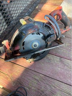 Milwaukee circular saw