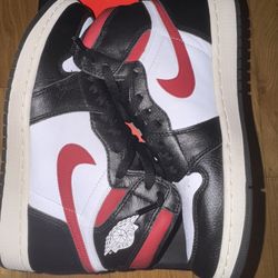 Air Jordan 1 Retro High Gym Red 