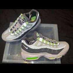 Men’s Nike Air Max 95 Utility - Thunder Grey Electric Green (Size 7)