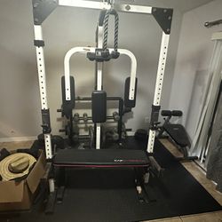 Weight Bench 
