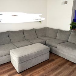 SECTIONAL WITH OTTOMAN