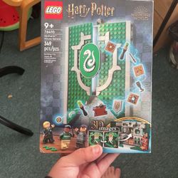 Lego Harry Potter Slytherin House Banner