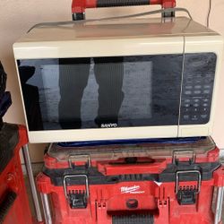 Microwave Sanyo 