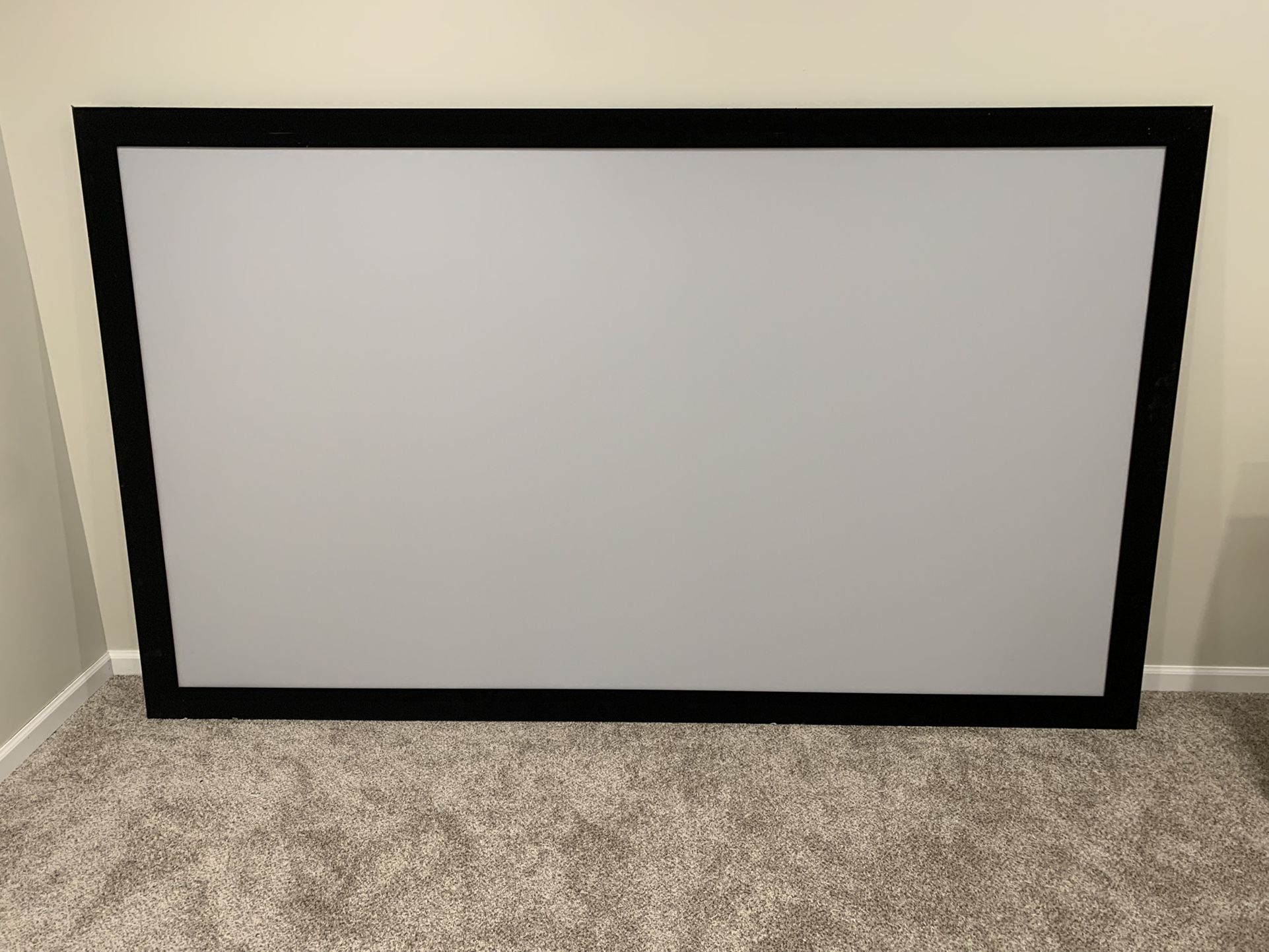 Projector Screen