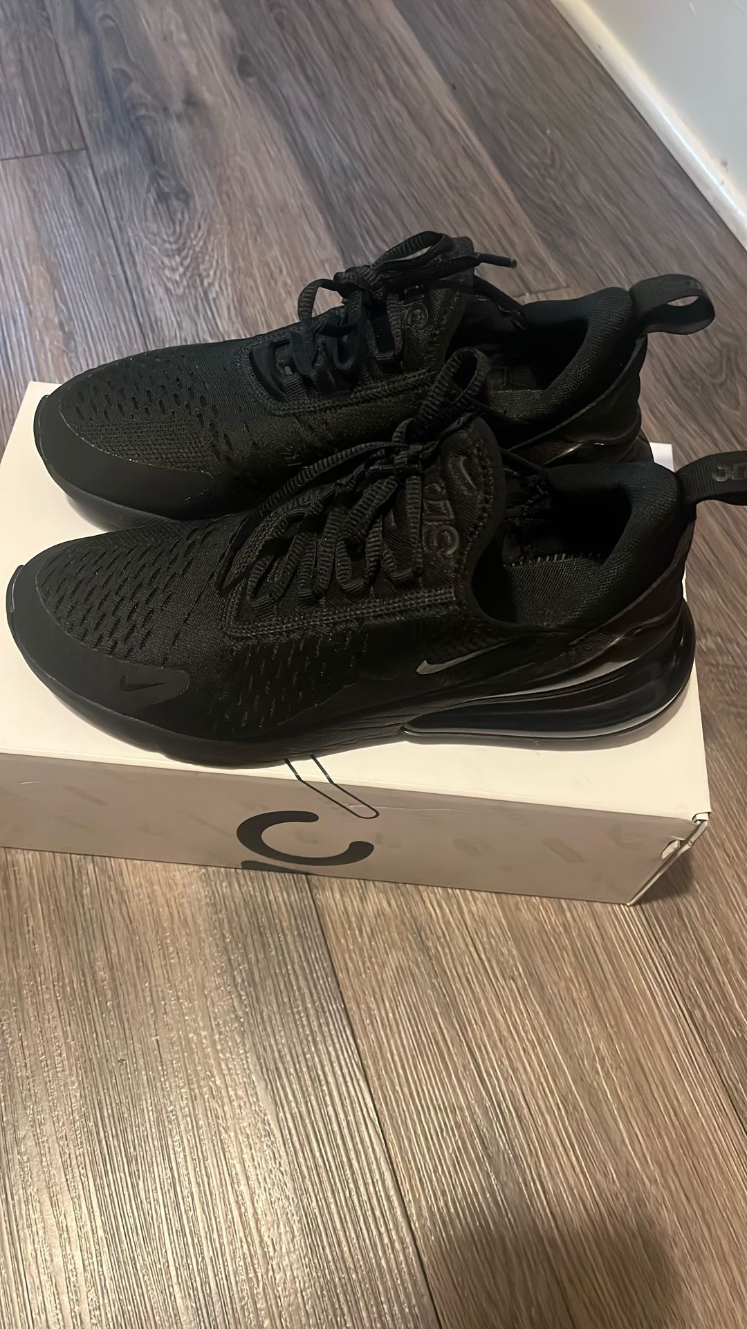 Women’s Airmax 270