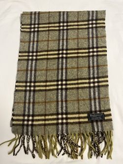 Vintage Burberrys Nova Check Light Green Scarf