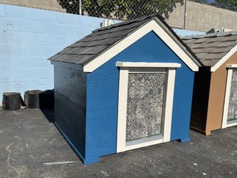 Dog House With Delivery In Bakersfield 