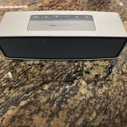 Bose Soundlink Mini Bluetooth Speaker 