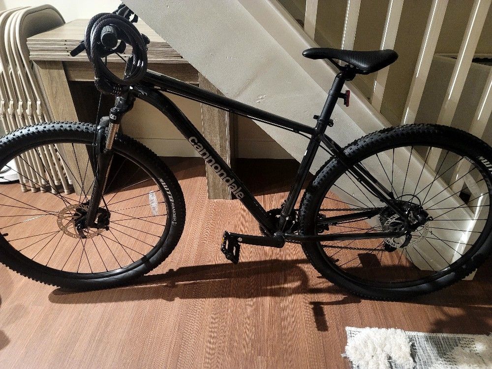 Mens M Cannondale Trail Bike