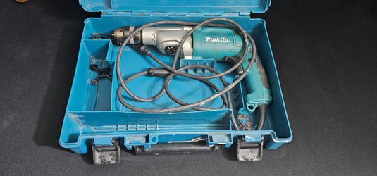 🛠️ Makita HP2050 Hammer Drill + Box + Chuck Key