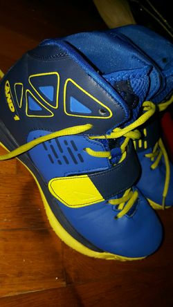 Size 5 boys great condition And 1's