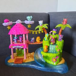 Hatchimals Lights And Sounds Set With Figures