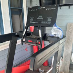 Treadmill 