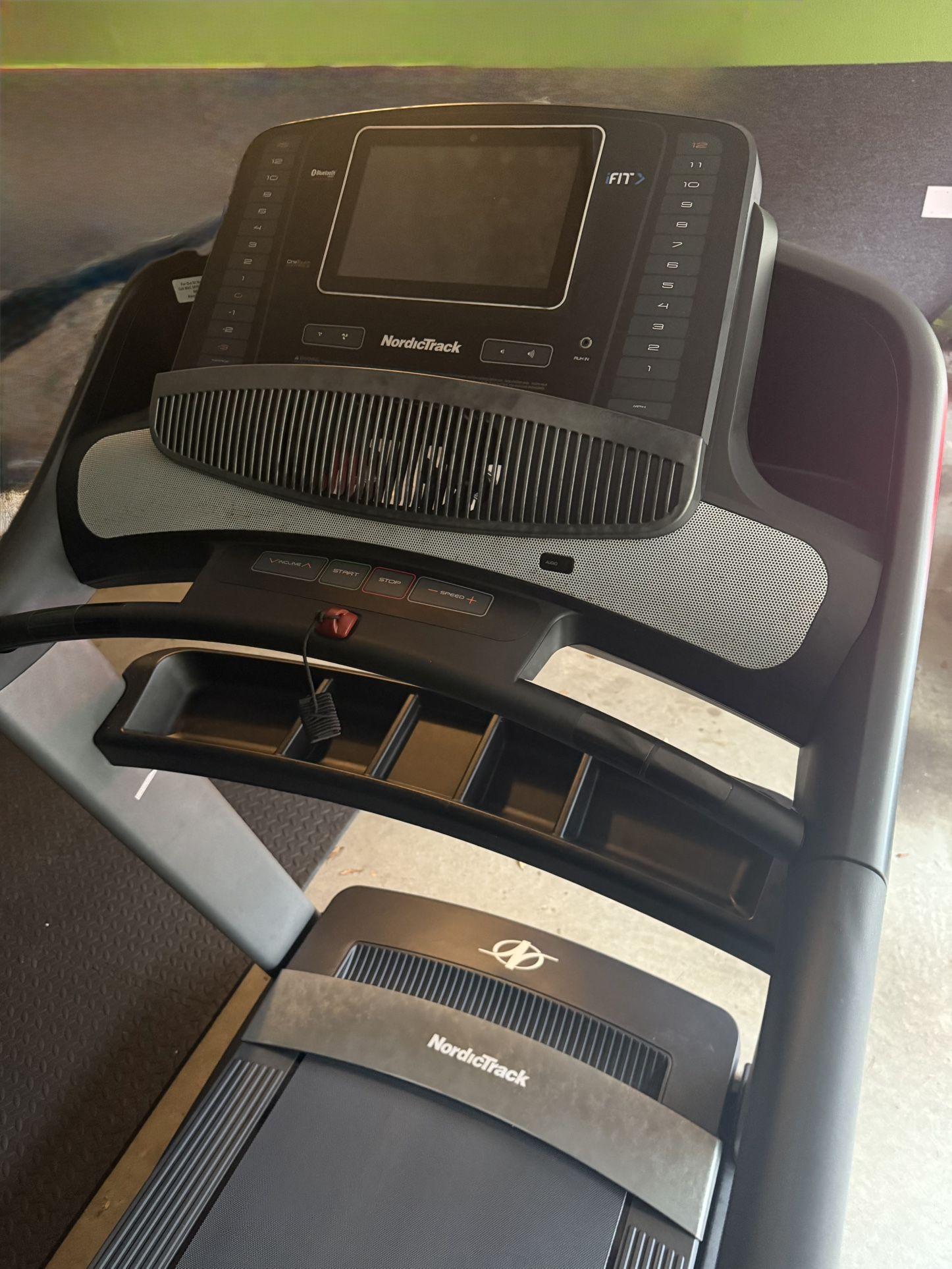 NordicTrack Commercial 1750 Treadmill $425 OBO