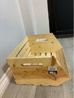 Wood crate
