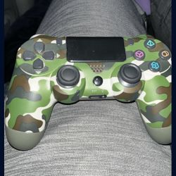 Camouflage PS4 Controller 