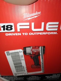 Milwaukee M18 FUEL 1/2" Impact Wrench Tool Only