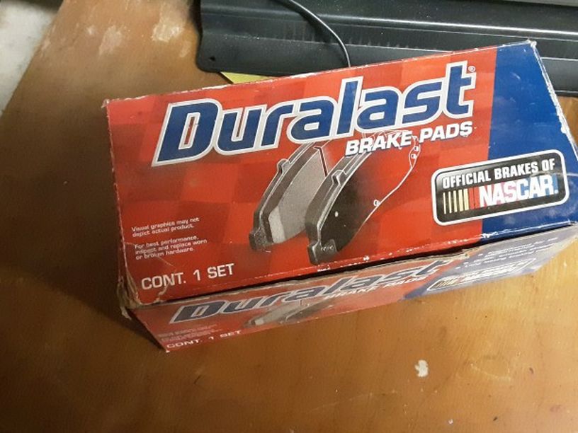 **NIB** Duralast Brake Pads