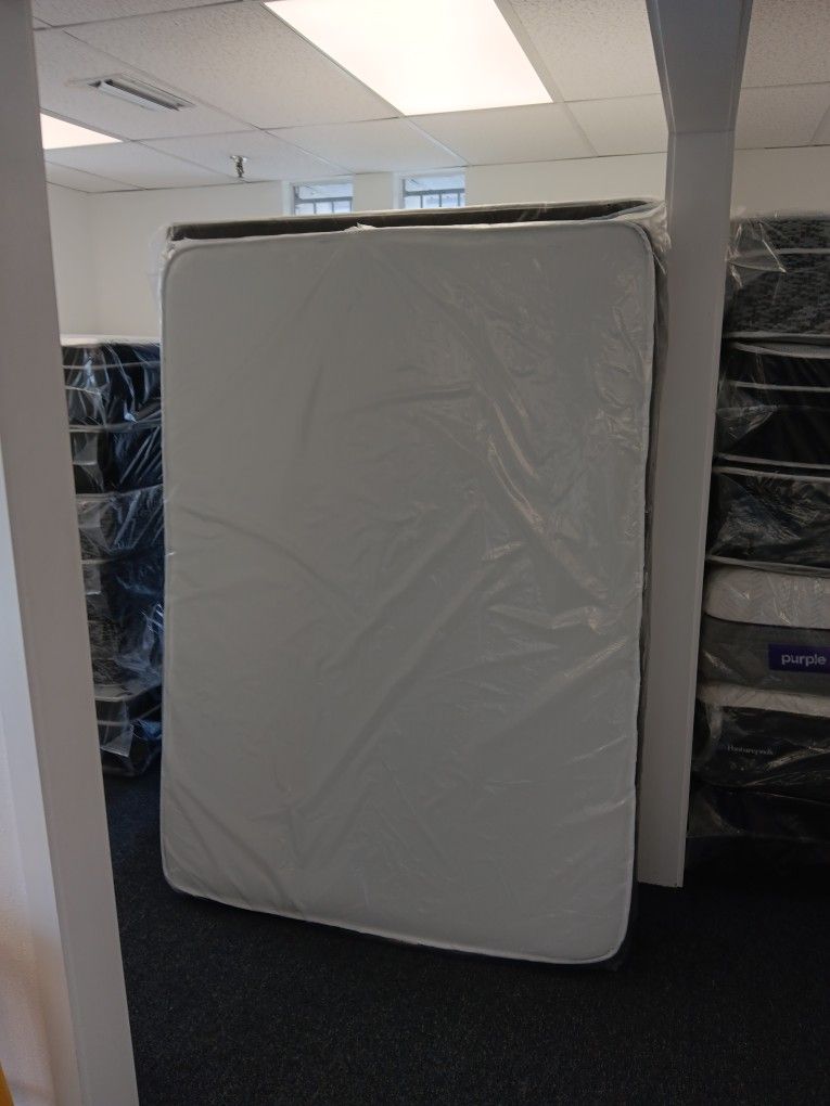 MATTRESSSS AVAILABLE 2 LOCATION TAMPA BAY AREA