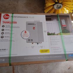 Rheem Performance Plus 9.5 GPM Outdoor Natural Gas Tankless Water Heater