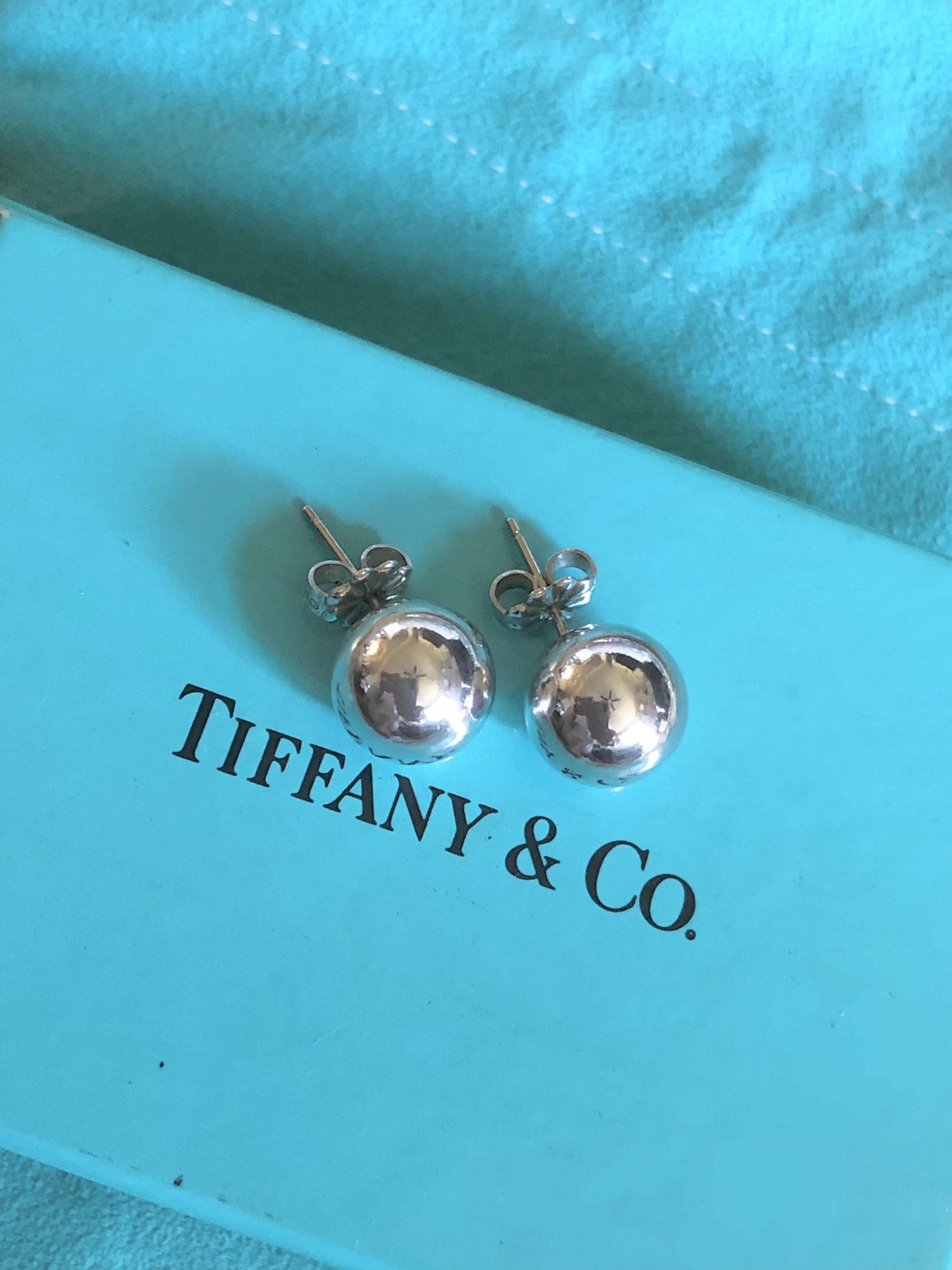 Tiffany & Co HardWear Bead Ball Stud Earrings 10mm in Sterling Silver 