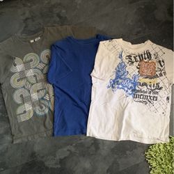 Boys Short Sleeve T-shirts (size S 6/7) ($1 each)