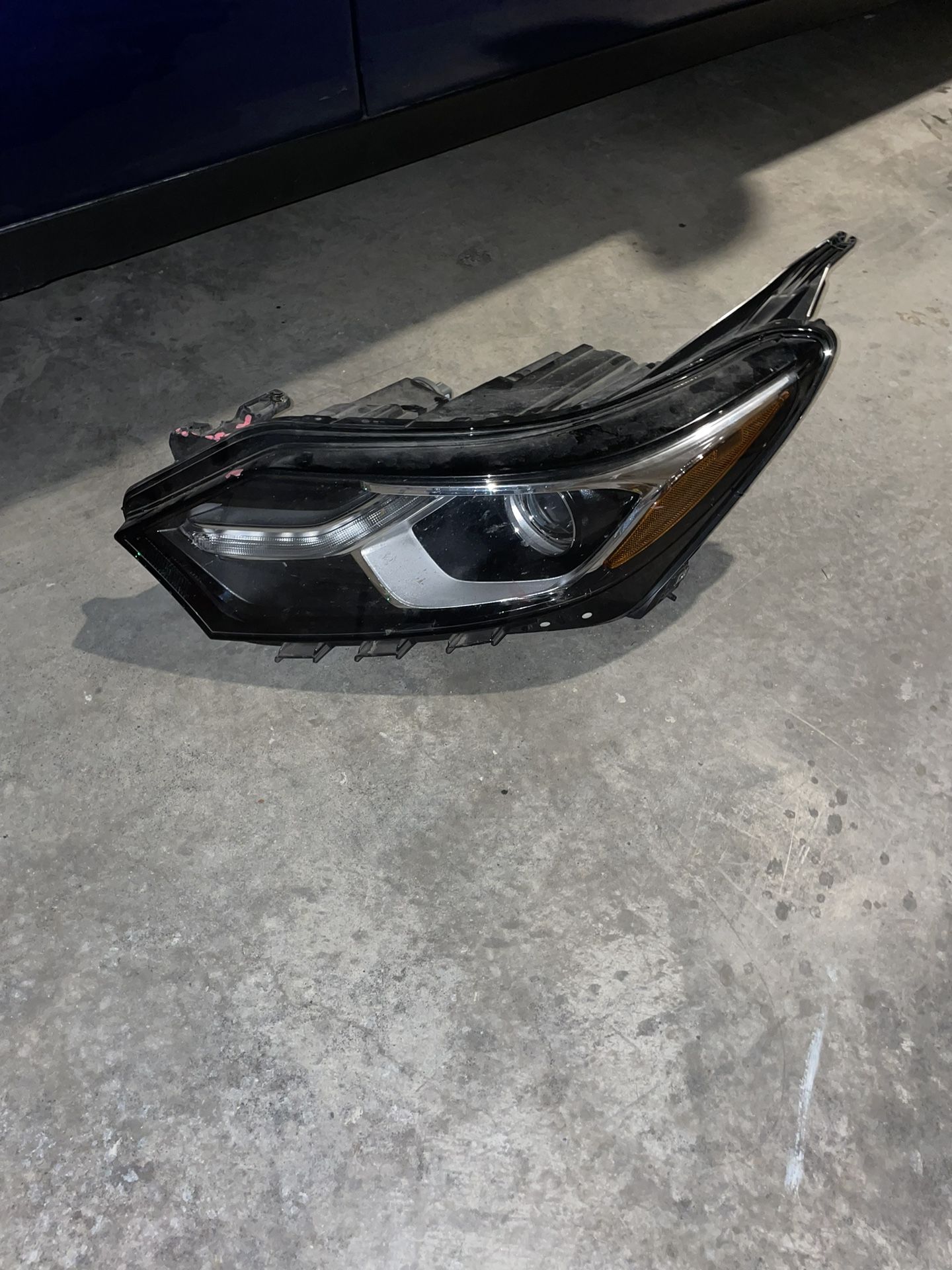 2018-2021 CHEVROLET EQUINOX HEADLIGHT HID OEM