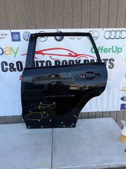 Toyota RAV4 RAV 4 2019 2020 2021 2022 2023 2024 2025 Rear door shell left driver side LH used original