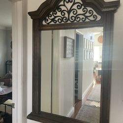Beautiful Vintage Mirror