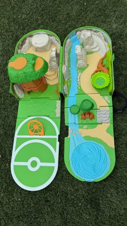 Pokemon backpack / playset