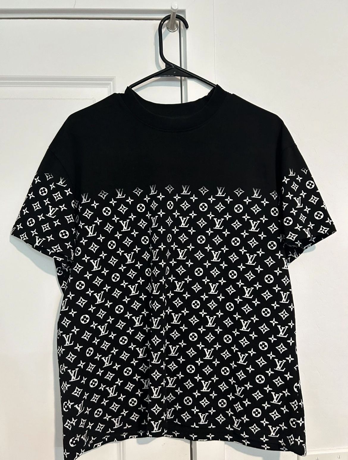 Loui Vuitton Shirt