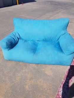 Mini kids couch