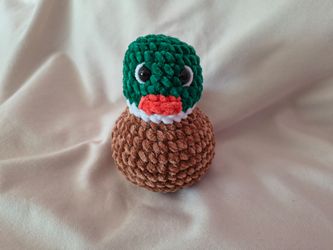 CROCHETED MALLARD DUCK PLUSHIE!