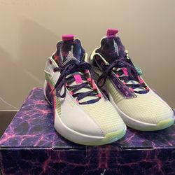 Jordan XXXV Low Cosmic Deception Luka Doncic PE